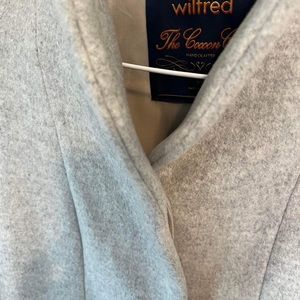 Hardly worn Heather Grey cocoon coat. Size Xsmall.